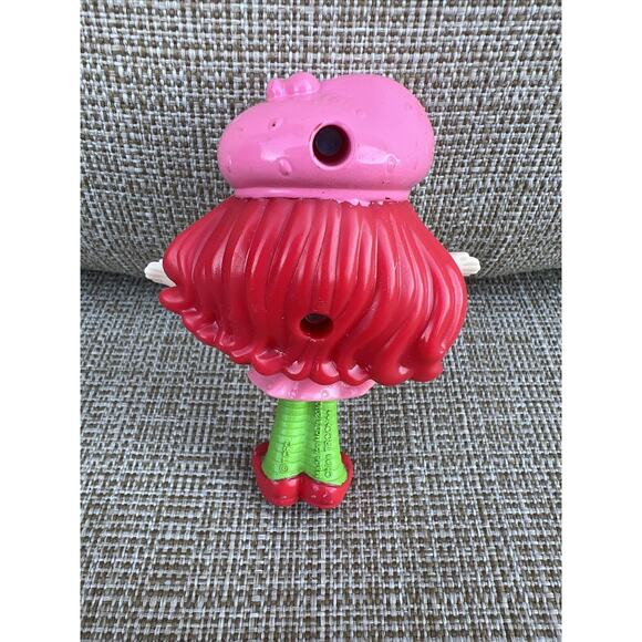 Mixed Lot of 4 McDonald's Happy Meal Toys Strawberry Shortcake Toys Figures - Picture 9 of 9